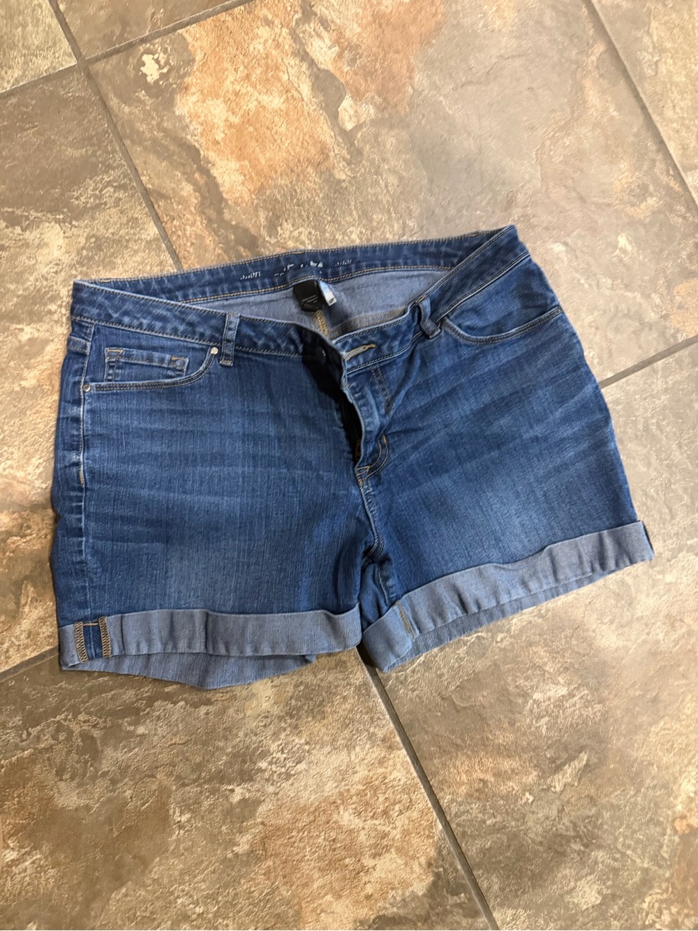 Apt. 9 Dark Blue Rolled-Cuff Denim Shorts